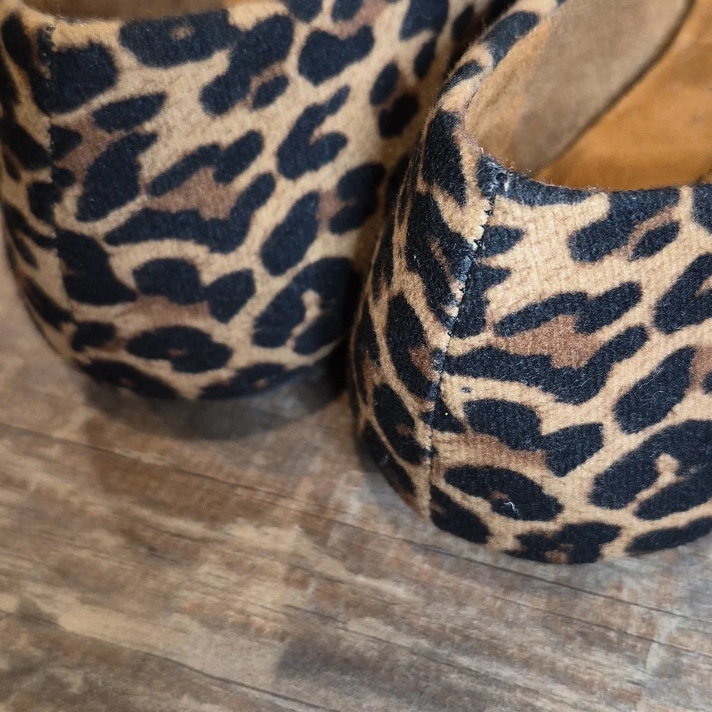 7/7.5 EuroSoft by Sofft Shainna Animal Print Comfy Ballet Flats - Picture 6 of 11